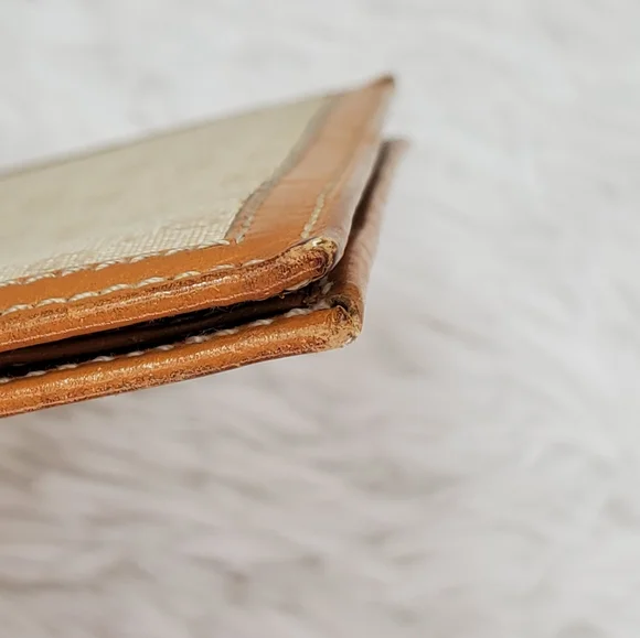 Gucci Vintage check book/ passport wallet